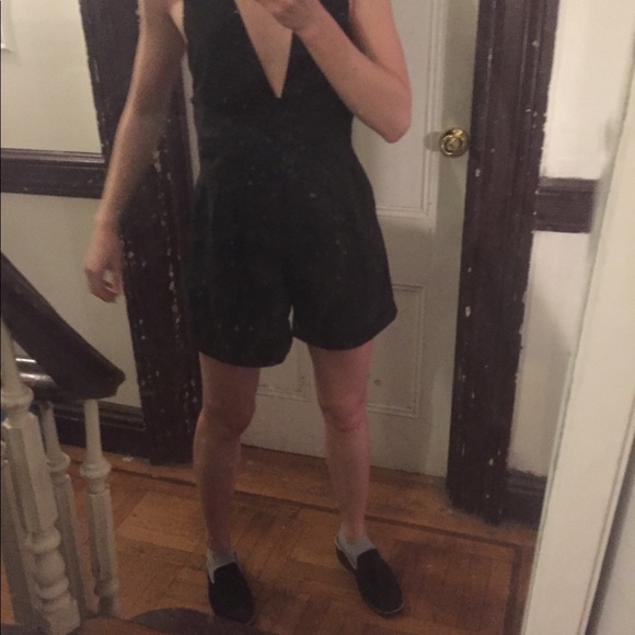 Vintage romper, silky sleeveless low-neck - Picture 2 of 5